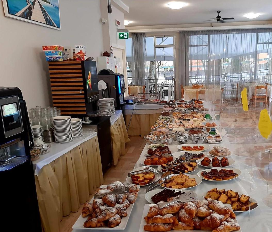 Lively Hotel Μπελάρια-Ιτζέα Μαρίνα Εξωτερικό φωτογραφία